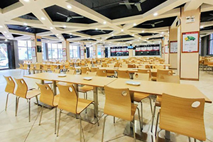 广州市亚加达外国语高级中学