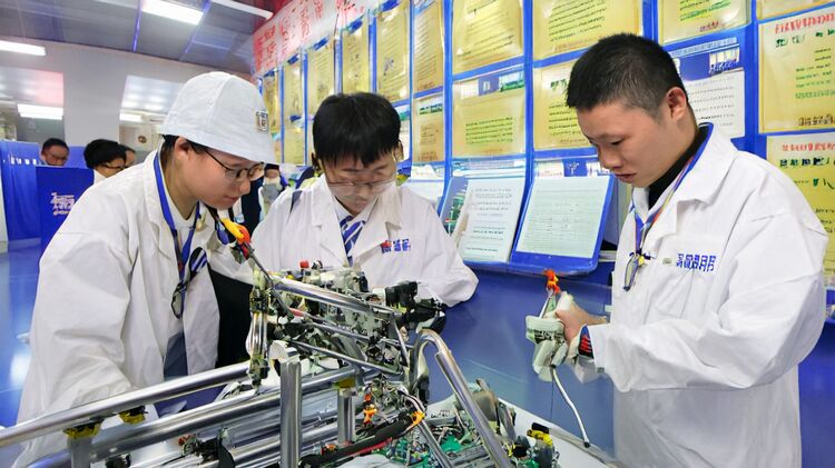 广州新侨学校2025秋招开启｜新加坡华中系国际升学强校