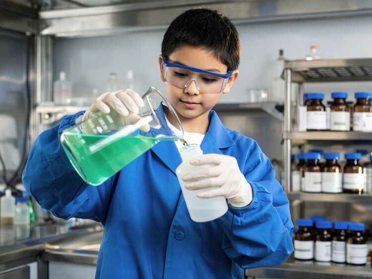 广州爱莎学校2025届学生拿下132个名校offer