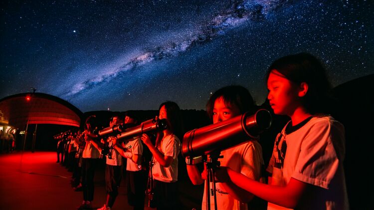 包玉刚高中咨询会怎么报名？家长必看攻略